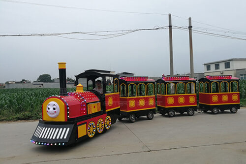 thomas train ride for sale with 3 cabins