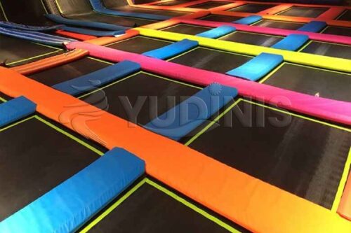 حديقة الترامبولين التجارية